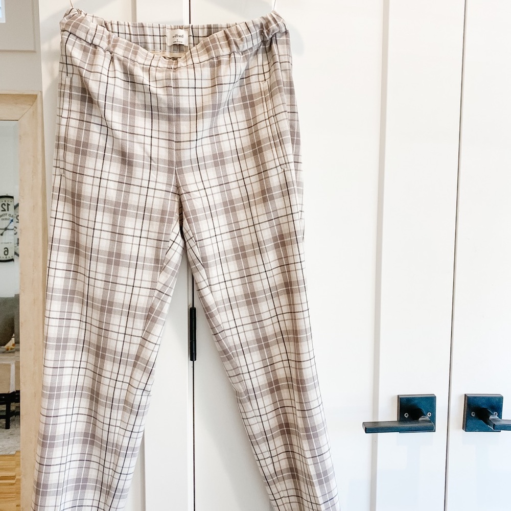 Barely worn aritzia Wilfred plaid pants